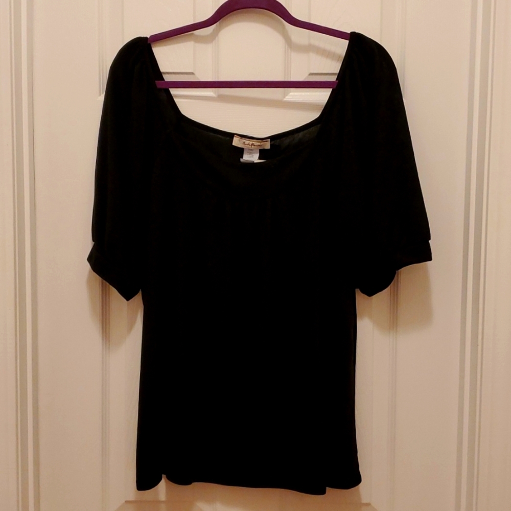 NWT SushiFlowers Black Top 2X